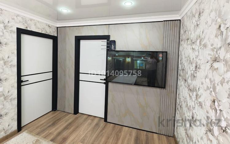 2-комнатная квартира · 43 м² · 1/5 этаж, Мира 102 за 9.8 млн ₸ в Темиртау — фото 2
