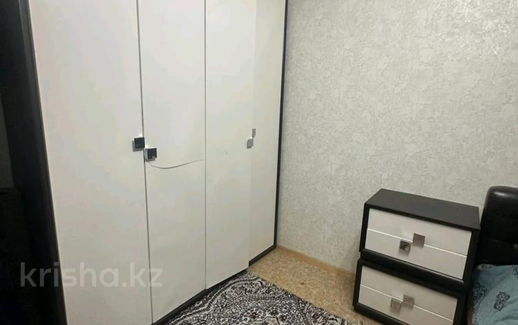 3-бөлмелі пәтер · 60 м² · 5/5 қабат, Мамай батыр көшесі — Қабанбай батыр көшесі, бағасы: 230 000 ₸ в Семее — фото 9