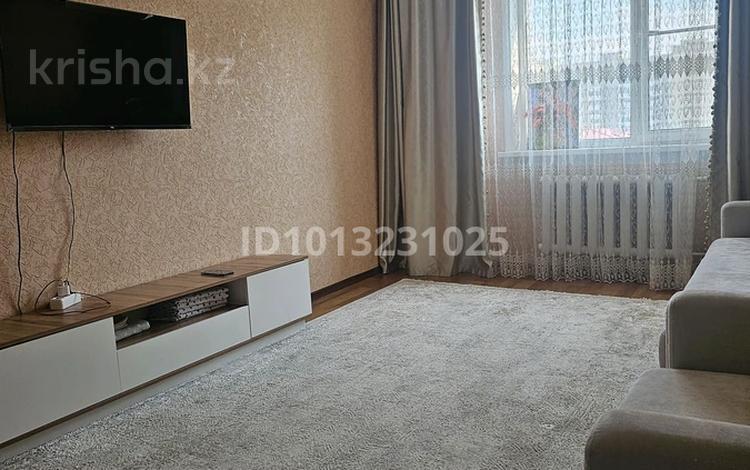 3-комнатная квартира · 80 м² · 4/9 этаж, Сауран 12/1 за 43 млн ₸ в Астане, Есильский р-н — фото 2