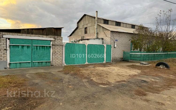 Отдельный дом · 4 комнаты · 98 м² · 21 сот., 1 автодромная 5 — Восточный 6 дача за 18 млн ₸ в Семее — фото 2