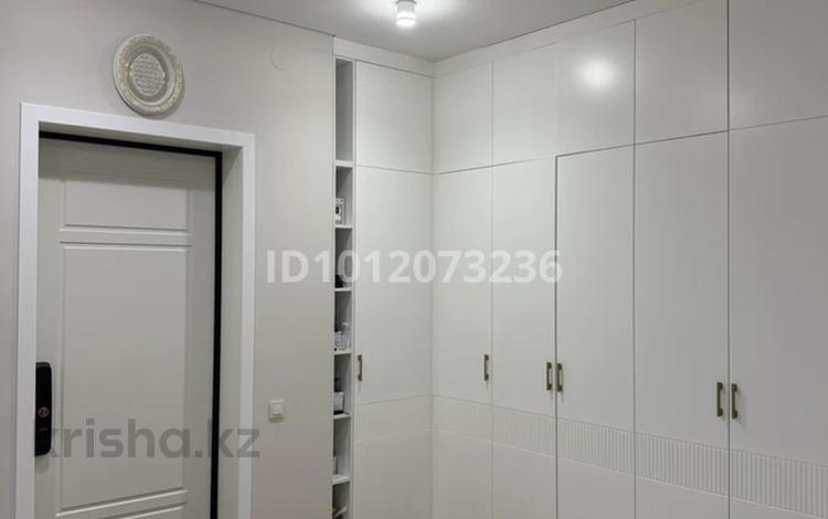 3-бөлмелі пәтер · 110 м² · 3/16 қабат, Просп. Исатая Тайманова 42А, бағасы: 88 млн ₸ в Атырау, мкр Авангард-2 — фото 5