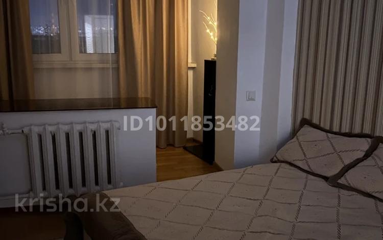 2-комнатная квартира · 42 м² · 6/8 этаж, мкр Акбулак — проспект райымбека за 25 млн ₸ в Алматы, Ауэзовский р-н — фото 2