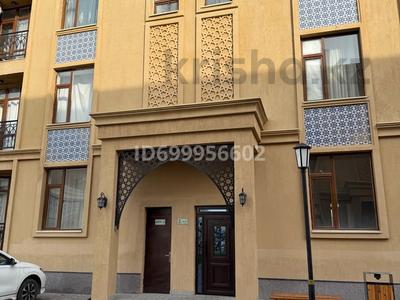 Пәтерлер в Туркестанской обл.: 1-бөлмелі пәтер · 35 м² · 1/3 қабат, Батырбекова 3/4, бағасы: 24 млн 〒 1-бөлмелі пәтер · 35 м² · 1/3 қабат, Батырбекова 3/4, бағасы: 24 млн 〒 в Туркестане