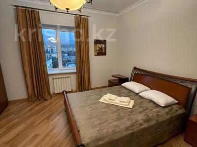3-комнатная квартира · 170 м² · 8/17 этаж, мкр Самал-3, Аль-Фараби 25 — Аль-Фараби Мендикулова за 700 000 ₸ в Алматы, Медеуский р-н