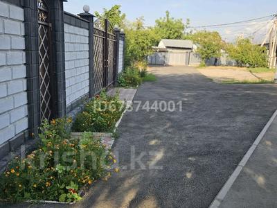 Отдельный дом • 7 комнат • 174.4 м² • 5.5 сот., улица Меркурова 16 за 85 млн 〒 в Алматы, Турксибский р-н
