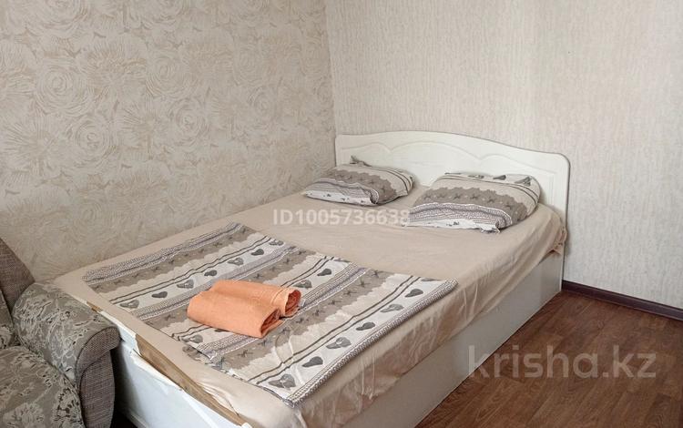 1-бөлмелі пәтер · 33 м² · 3/5 қабат, Кабанбай Батыра — Бурова, бағасы: 1 000 〒 в Усть-Каменогорске — фото 2