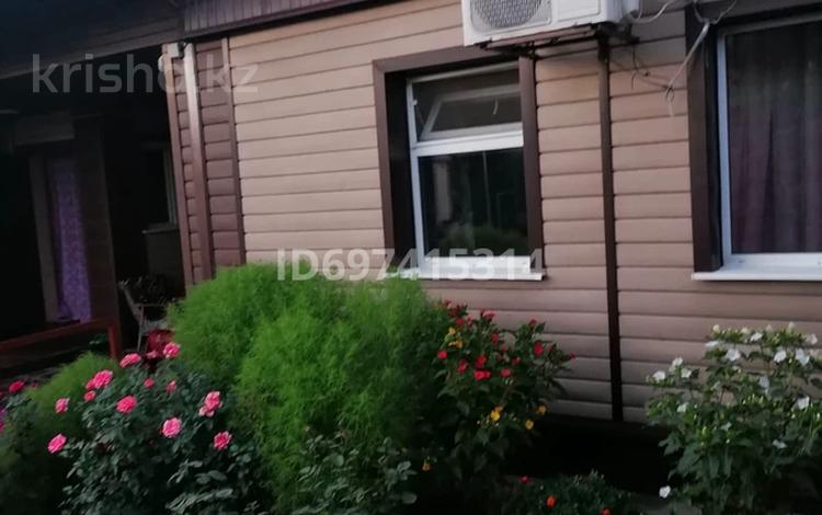 Отдельный дом · 4 комнаты · 80 м² · 11 сот., Тынышбаева 8 за 25 млн 〒 в Талдыкоргане, Каратал — фото 2