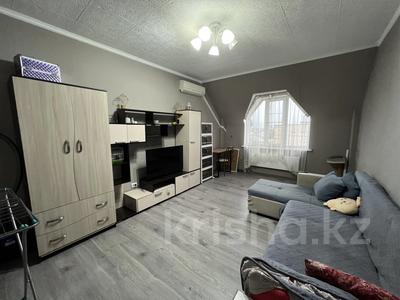 2-бөлмелі пәтер · 51.9 м² · 10/10 қабат, мкр Аксай-3А 85, бағасы: 37 млн ₸ в Алматы, Ауэзовский р-н