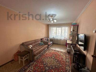 1-комнатная квартира, 32 м², 1/5 этаж, мкр Аксай-3 за 22.7 млн 〒 в Алматы, Ауэзовский р-н