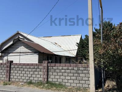 Жеке үй · 6 бөлме · 160 м² · 6 жүзд., Шаңырақ-2 ш/а. 127 — Жанкожа батыр 127, бағасы: 500 000 ₸ в Алматы, Алатауский р-н