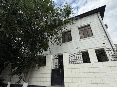 Жеке үй · 10 бөлме · 675 м² · 1 жүзд., 15-ш/а. 114, бағасы: 850 млн ₸ в Актау, 15-й мкр