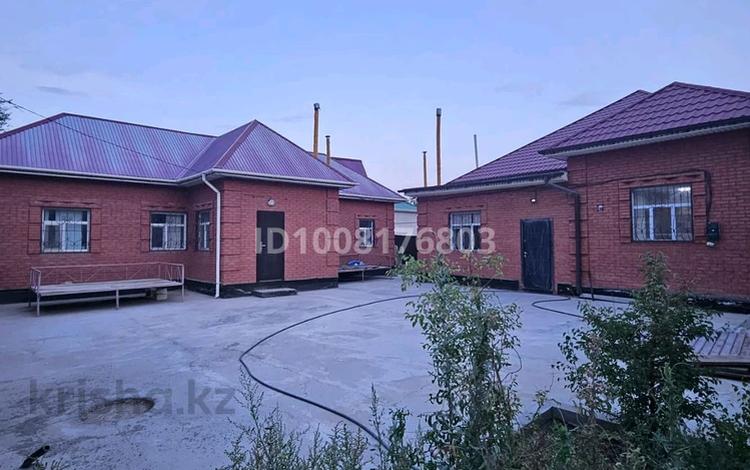 Жеке үй · 5 бөлме · 200 м² · 7 жүзд., Кыдырова 15а — Береке, бағасы: 43 млн ₸ в  — фото 21