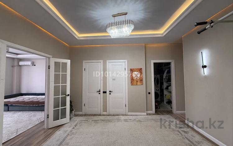 3-бөлмелі пәтер · 108 м² · 12/16 қабат, 16-ш/а., ​16-й микрорайон 64, бағасы: 33 млн ₸ в Актау, 16-й мкр  — фото 2
