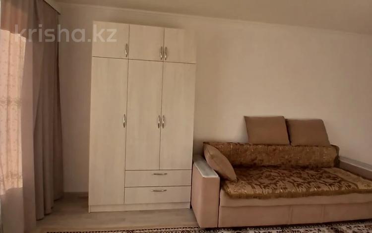 1-комнатная квартира · 30.2 м² · 9/10 этаж, мкр Аккент за 20 млн ₸ в Алматы, Алатауский р-н — фото 2