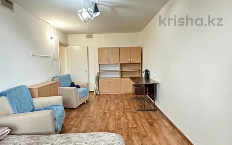 1-комнатная квартира · 30.6 м² · 2/5 этаж, мкр Новый Город, Керамическая 80 за 12.5 млн ₸ в Караганде, Казыбек би р-н — фото 2