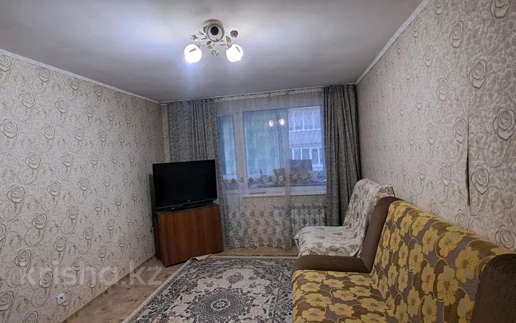 2-бөлмелі пәтер · 55 м² · 5/5 қабат, Молдагулова 15/3, бағасы: 18 млн ₸ в Усть-Каменогорске — фото 2
