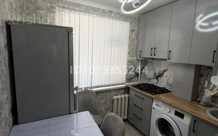 2-бөлмелі пәтер · 47 м² · 2/5 қабат, Қаратау ш/а., бағасы: 130 000 ₸ в Таразе, мкр Каратау — фото 2