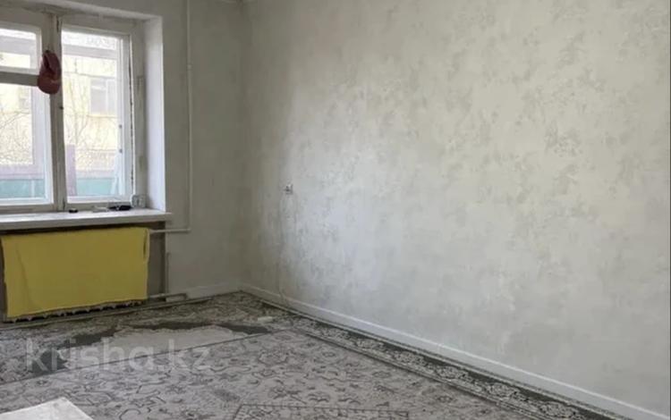 1-комнатная квартира · 37 м² · 3/5 этаж, Жаманкулова 6/1 за 9.5 млн 〒 в Актобе, мкр Москва — фото 2