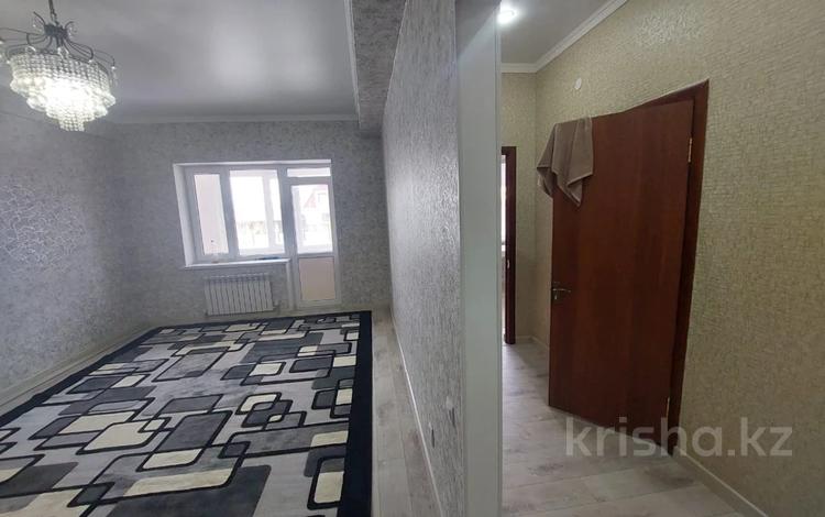 1-комнатная квартира, 43 м², 1/5 этаж, мкр. Жетысу за 16 млн 〒 в Талдыкоргане — фото 3