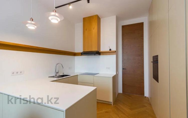 4-комнатная квартира, 130 м², 8/14 этаж, Мангилик ел 47