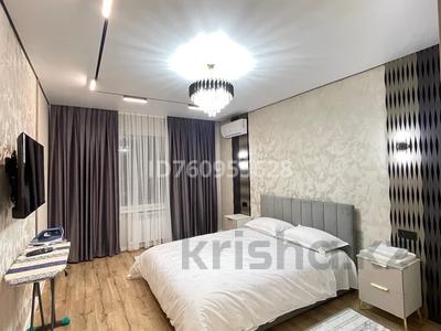 2-комнатная квартира · 55 м² · 13/14 этаж, 189 квартал уч. 25/1 — Байдибек би Абылайхан 24/7 за 20 000 ₸ в Шымкенте, Абайский р-н
