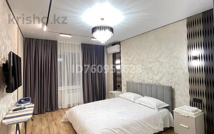 2-комнатная квартира · 55 м² · 13/14 этаж, 189 квартал уч. 25/1 — Байдибек би Абылайхан 24/7 за 20 000 ₸ в Шымкенте, Абайский р-н — фото 2