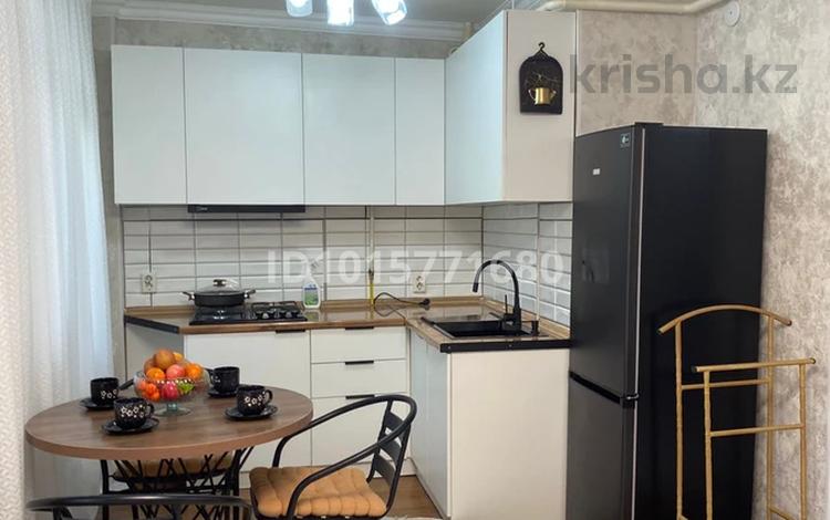1-бөлмелі пәтер · 40 м² · 1/9 қабат, Нұрсәт ш/а 42, бағасы: 150 000 ₸ в Шымкенте, Каратауский р-н — фото 2