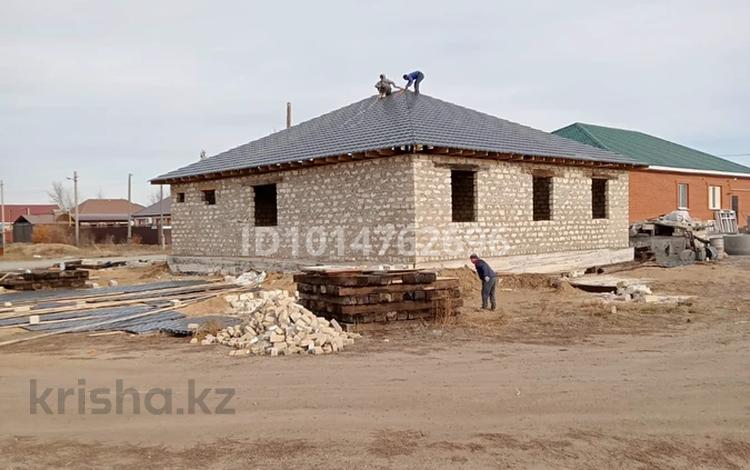 Жеке үй · 4 бөлме · 200 м² · 10 жүзд., Ақжол 17, бағасы: 20 млн ₸ в Актобе, жилой массив Заречный-3 — фото 3