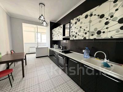 4-бөлмелі пәтер · 140 м² · 12/12 қабат, Назарбаева 171, бағасы: 42 млн ₸ в Талдыкоргане