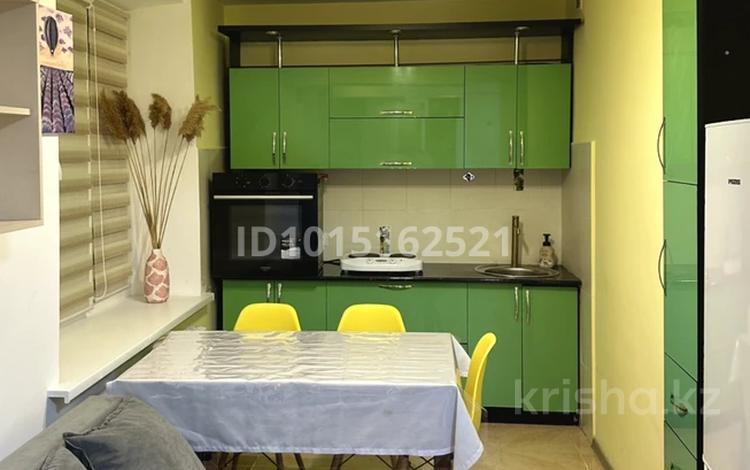 1-комнатная квартира · 33 м² · 3/3 этаж, Волочаевская 377 б за 190 000 ₸ в Алматы, Турксибский р-н — фото 2