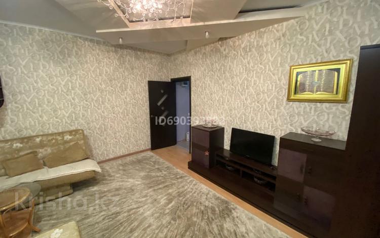 2-комнатная квартира, 50 м², 3/4 этаж, Казбековой 7 за 16 млн 〒 в Балхаше — фото 8