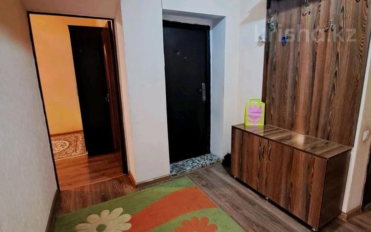 2-комнатная квартира · 60 м² · 4/5 этаж, мкр Нурсат за 200 000 ₸ в Шымкенте, Каратауский р-н — фото 2
