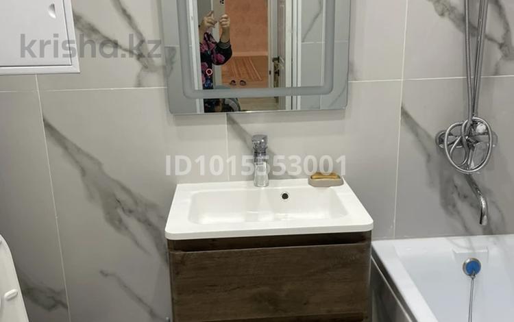 2-комнатная квартира · 70 м² · 3/10 этаж, 17-й мкр 99 за 25.5 млн ₸ в Актау — фото 2