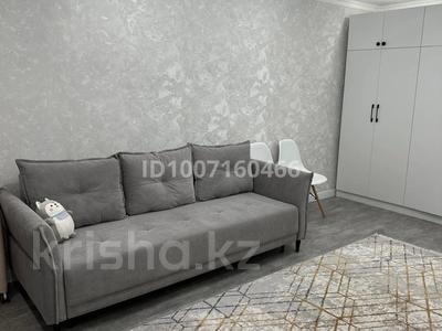 1-бөлмелі пәтер · 34 м² · 5/5 қабат, Скоробогатова — Посередине Алем плазы,Галактики, бағасы: 165 000 〒 в Уральске
