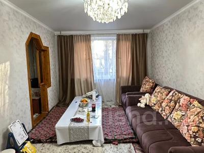 3-бөлмелі пәтер · 60 м² · 1/5 қабат, 11-й микрорайон, Шокана Уалиханова — район Школа №40, бағасы: 19 млн ₸ в Шымкенте, Енбекшинский р-н