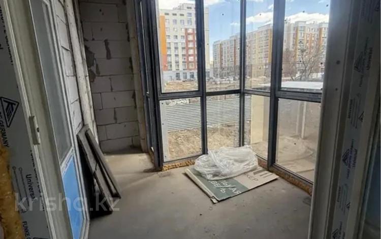 2-бөлмелі пәтер · 76 м² · 1/10 қабат, Бухар Жырау, бағасы: 43.5 млн ₸ в Астане, Есильский р-н — фото 2