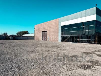 Кеңселер, қоймалар · 2000 м², бағасы: 5 млн 〒 в Боралдае (Бурундай)