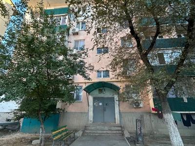 4-комнатная квартира, 63.5 м², 3/5 этаж, Привокзальный 3а 7а за 26 млн 〒 в Атырау, мкр Привокзальный-3А