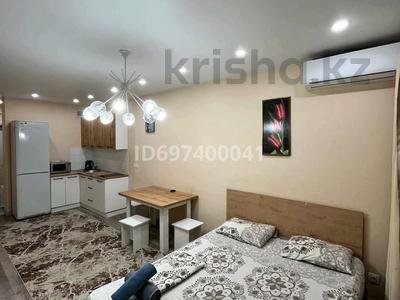 1-комнатная квартира · 30 м² · 1/10 этаж, Толе би 285/8 к1 — Толе би Отеген батыр за 2 000 〒 в Алматы, Ауэзовский р-н