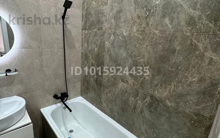 2-комнатная квартира · 44 м² · 11/12 этаж, Райымбека 351/1 — Раимбека -Емцова за 330 000 ₸ в Алматы, Алатауский р-н — фото 2