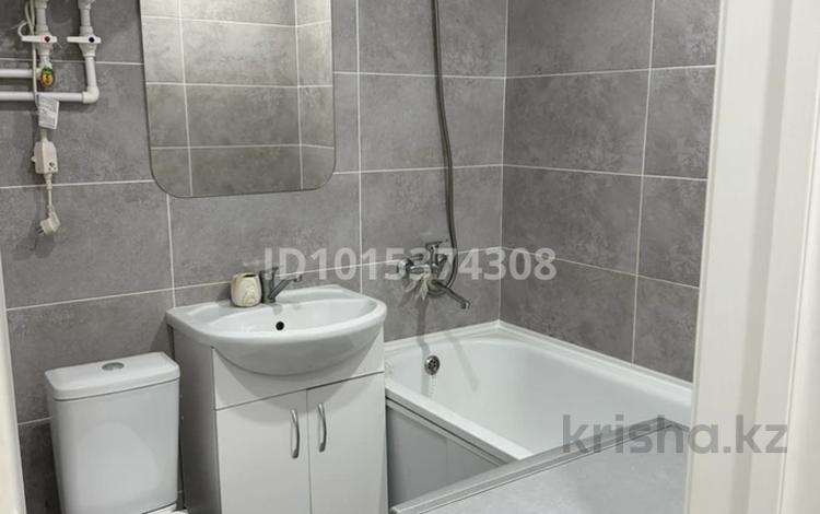 1-комнатная квартира · 32 м² · 1/5 этаж, Рылеева 21 за 140 000 ₸ в Павлодаре — фото 2