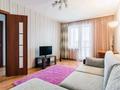 1-комнатная квартира, 50 м², 2/5 этаж посуточно, Сатпаева 48Б за 12 000 〒 в Атырау