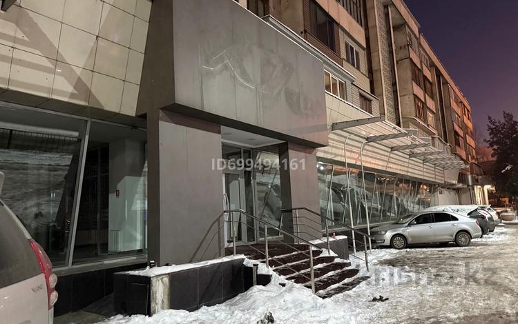 Кеңселер, дүкендер мен бутиктер, білім орталықтары, ойын-сауық · 1030 м², бағасы: 1 млрд ₸ в Алматы, Бостандыкский р-н — фото 27