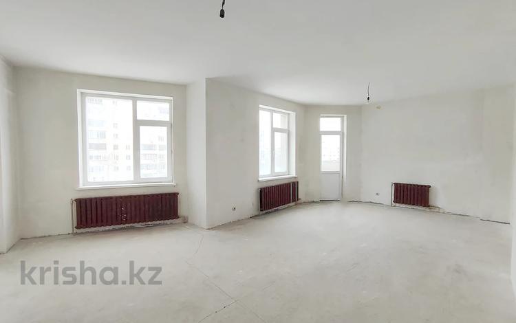 3-комнатная квартира · 145 м² · 4/17 этаж, Торайгырова 1/2 за 51.5 млн 〒 в Павлодаре — фото 4