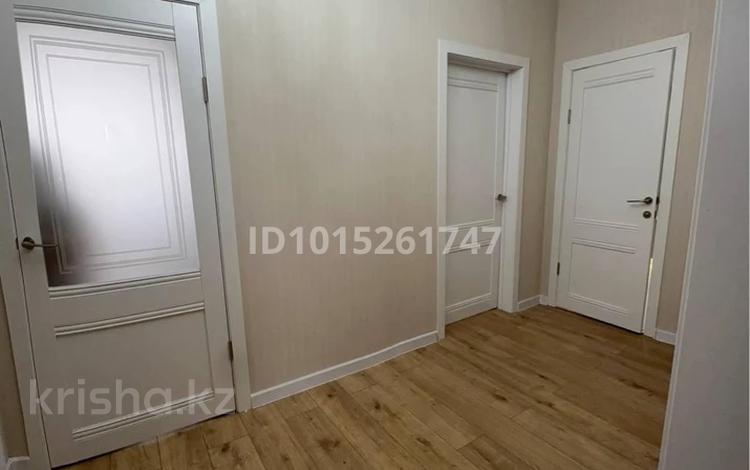 2-бөлмелі пәтер · 87 м² · 5/5 қабат, Алтын орда ш/а., Батыс 2 10г кор 2 — Апорт, бағасы: 32 млн ₸ в Актобе, мкр. Алтын орда — фото 2