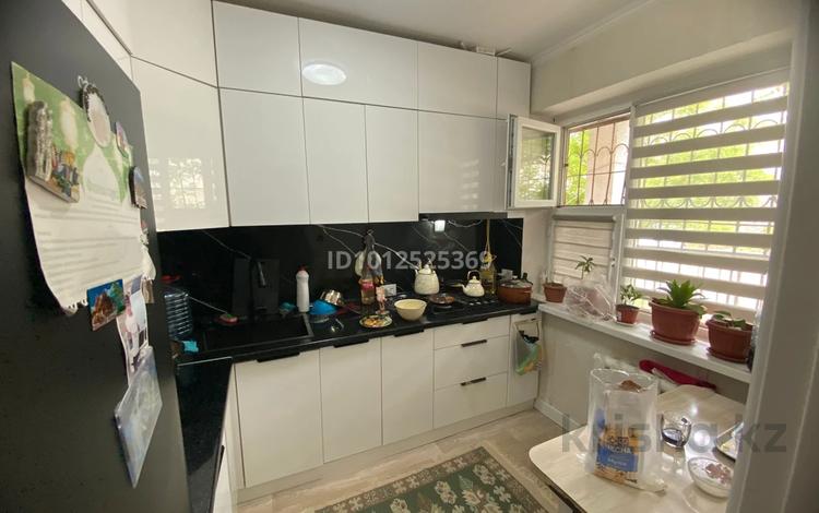 2-бөлмелі пәтер · 56 м² · 4/5 қабат, 8-й мкр 24, бағасы: 16 млн ₸ в Актау — фото 2