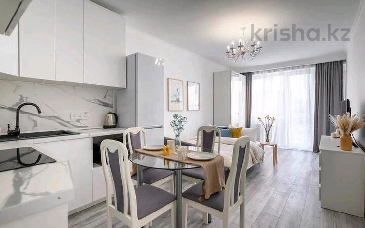 1-комнатная квартира, 42 м², 8/10 этаж посуточно, Толе би 285 — Отеген батыра за 17 900 〒 в Алматы, Ауэзовский р-н — фото 2