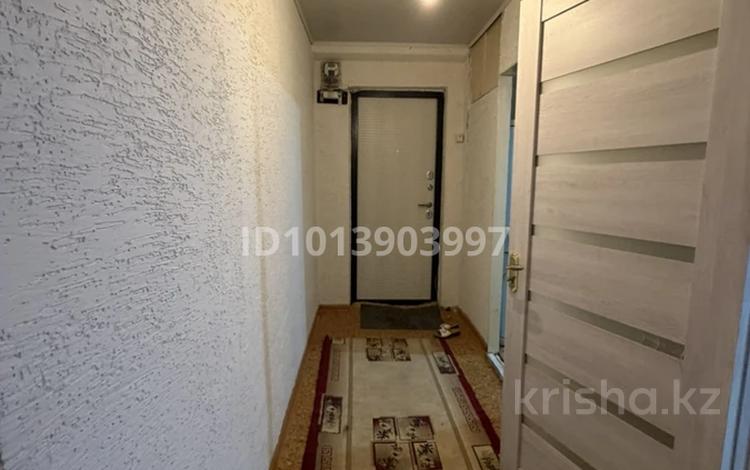 2-комнатная квартира · 47 м² · 1/4 этаж, Тонкуруш 6 — Тонкуруш дом 6 кв 9 за 90 000 ₸ в Таразе — фото 2