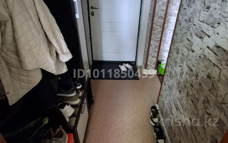 2-бөлмелі пәтер · 53 м² · 1/2 қабат, 41-й кв-л 3, бағасы: 5.8 млн ₸ в  — фото 2