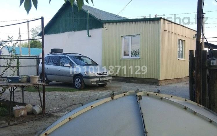 Жеке үй · 4 бөлме · 90 м² · 16 жүзд., ул. Алмы Оразбаевой, бағасы: 4.5 млн ₸ в Актюбинской обл. — фото 2